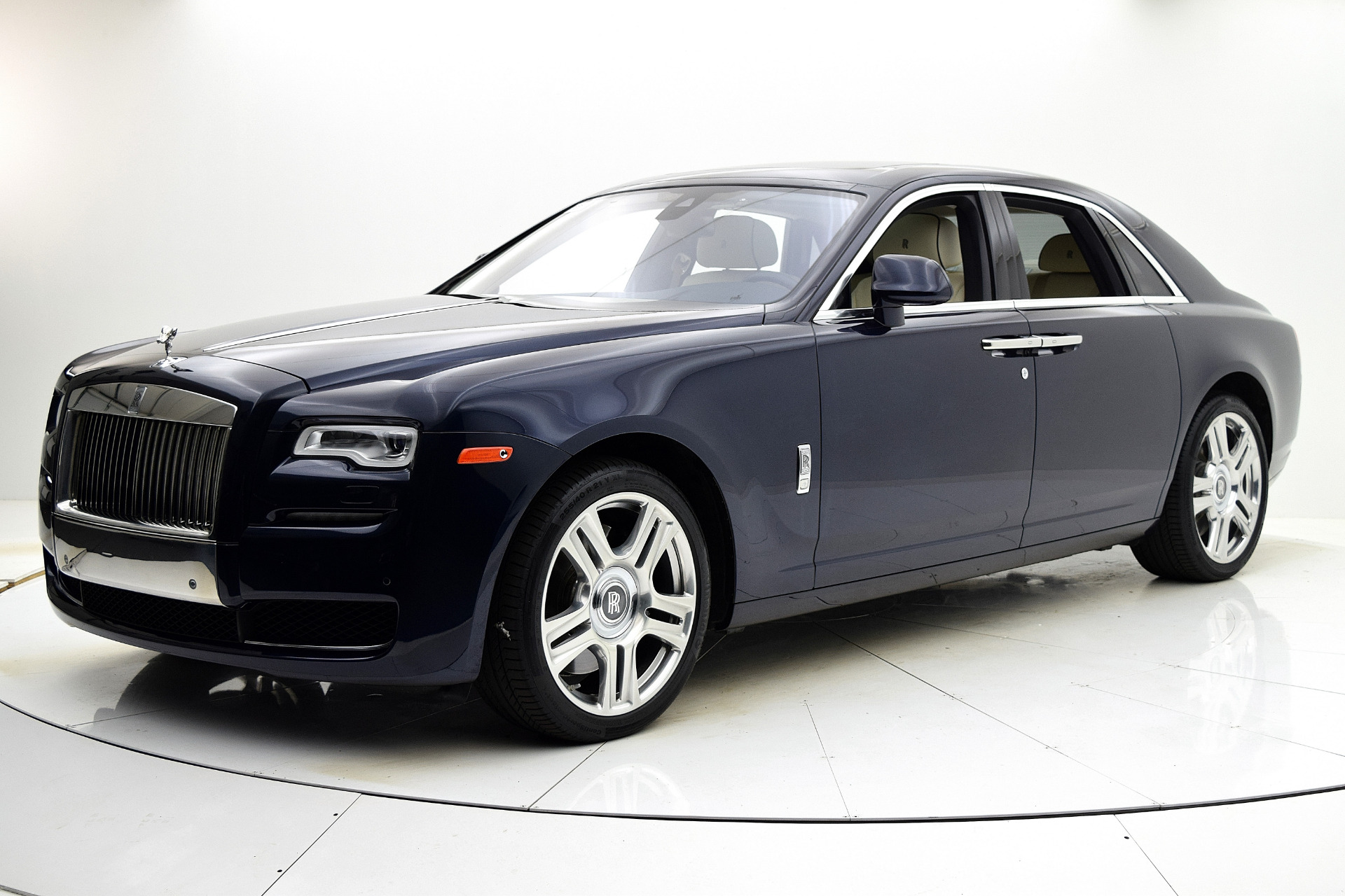 Used 2015 Rolls-Royce Ghost For Sale (Sold) | FC Kerbeck Stock #666JI