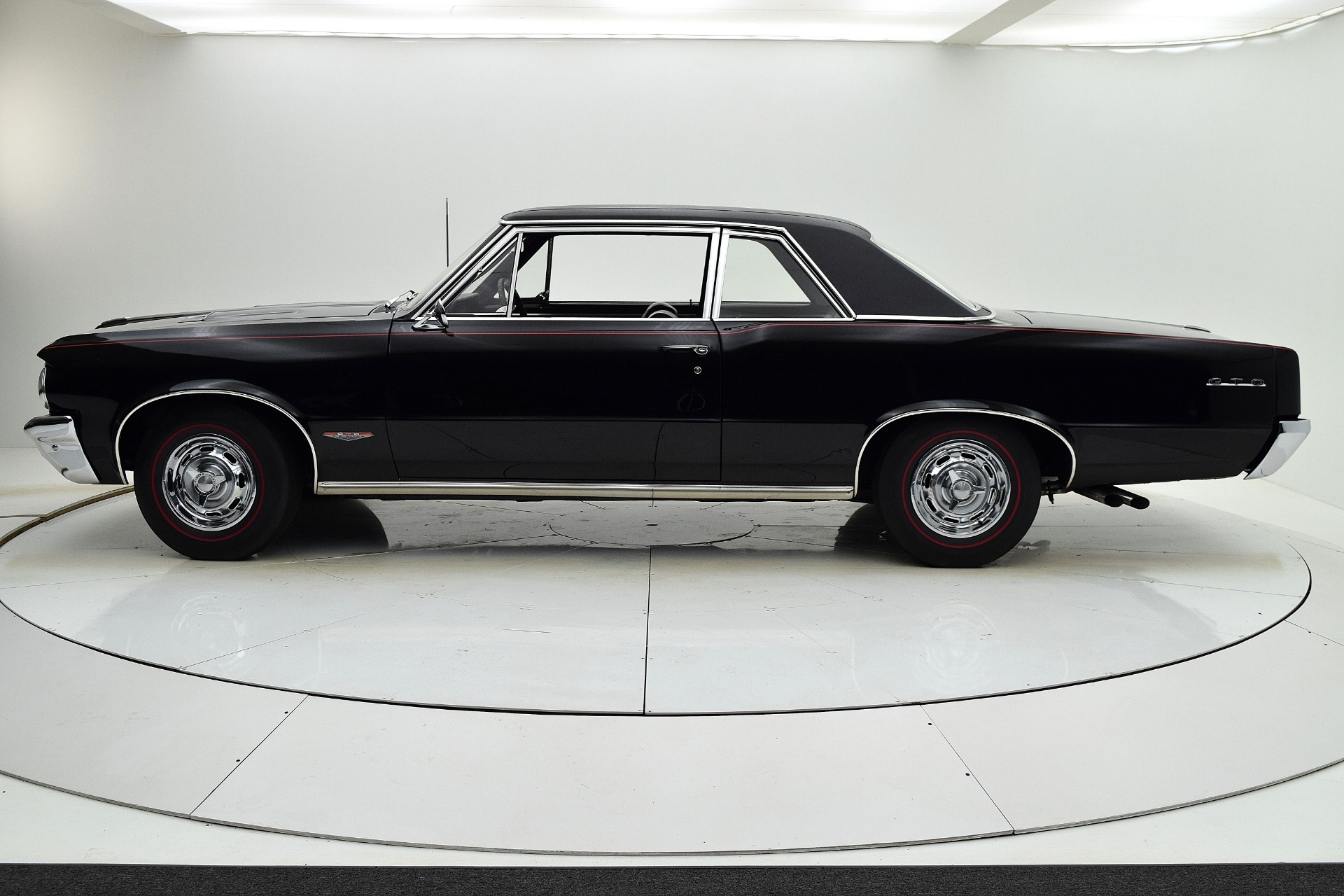 1964 Pontiac GTO  Fusion Luxury Motors